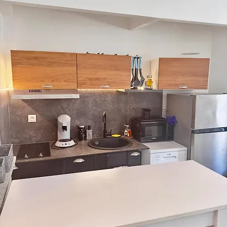 Azur Et Vieil Apartment *